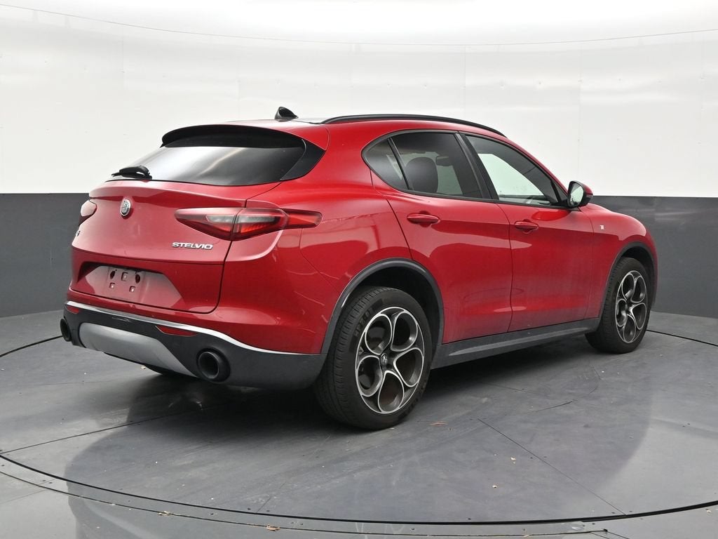 2022 Alfa Romeo Stelvio Ti AWD