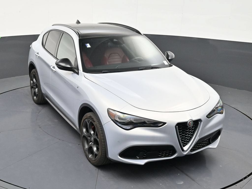 2024 Alfa Romeo Stelvio Ti