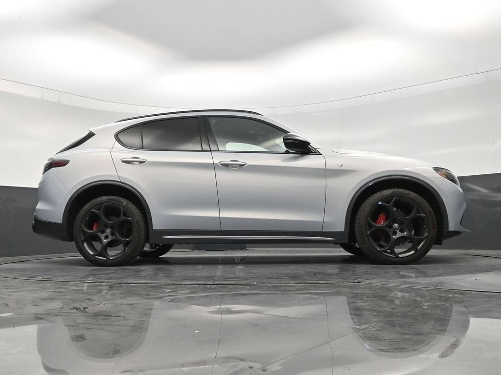 2024 Alfa Romeo Stelvio Ti