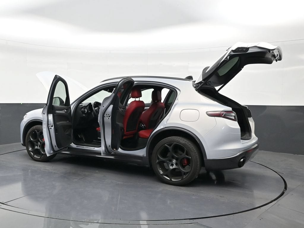 2024 Alfa Romeo Stelvio Ti