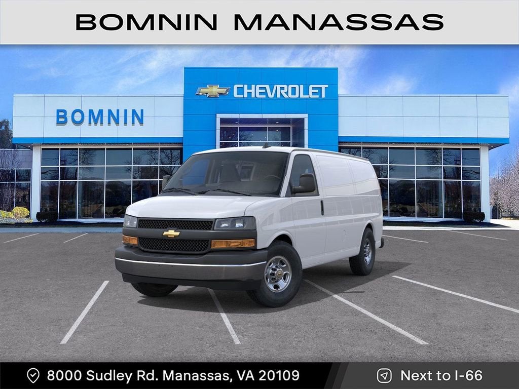 2025 Chevrolet Express Cargo WT