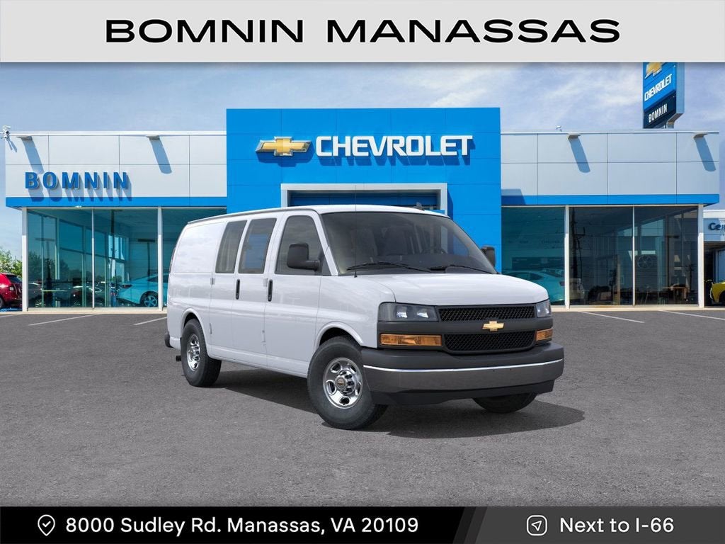 2025 Chevrolet Express Cargo WT