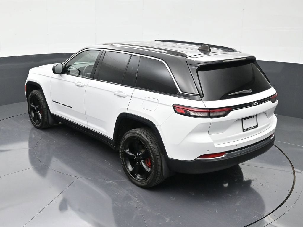 2023 Jeep Grand Cherokee Laredo