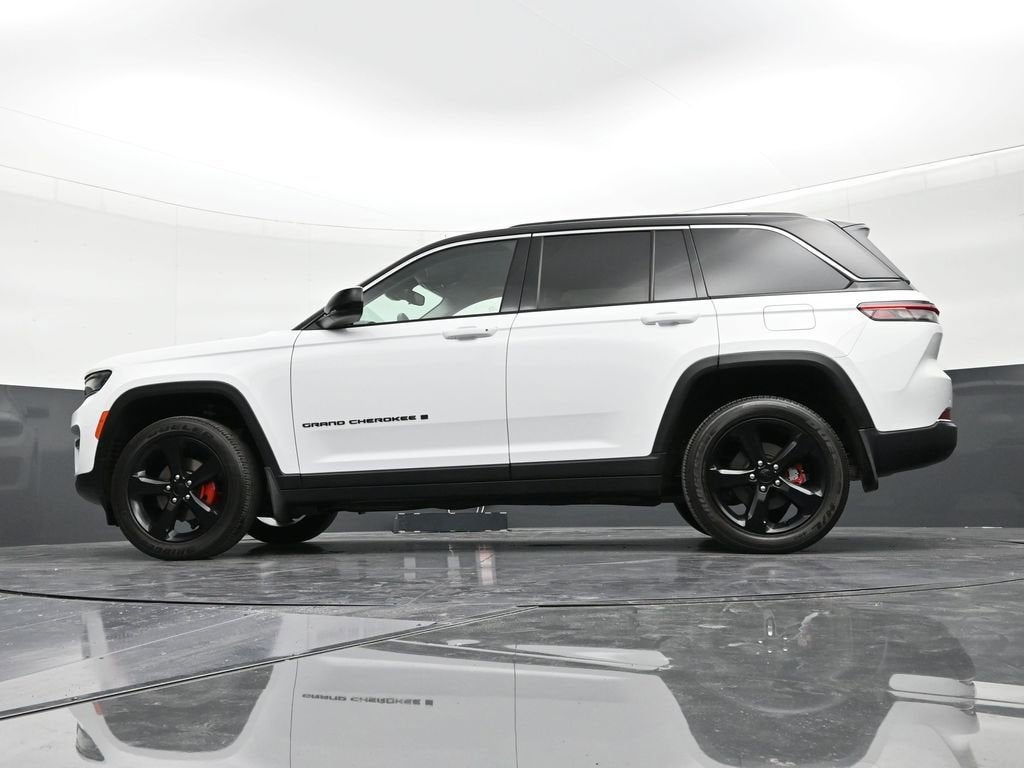 2023 Jeep Grand Cherokee Laredo
