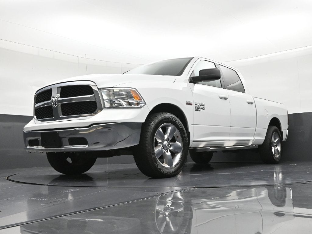 2020 RAM 1500 Classic SLT Crew Cab 4x2 6'4" Box