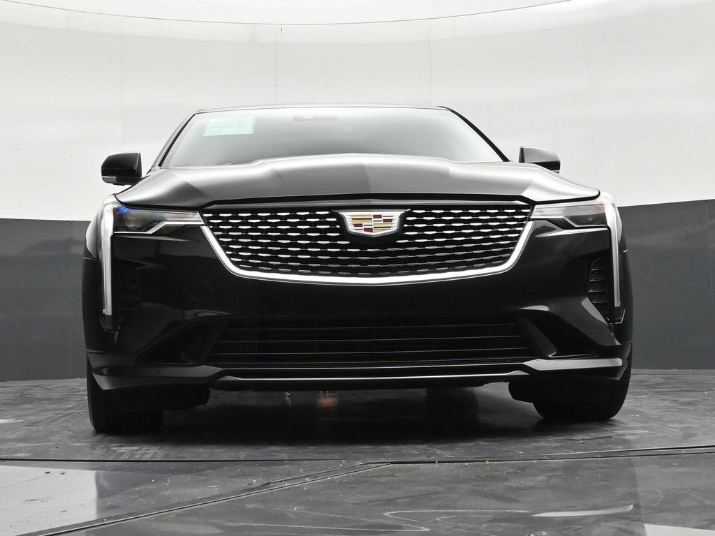 2024 Cadillac CT4 Luxury