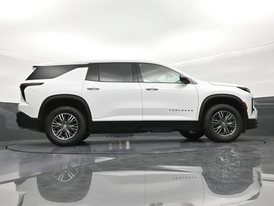 2024 Chevrolet Traverse LS