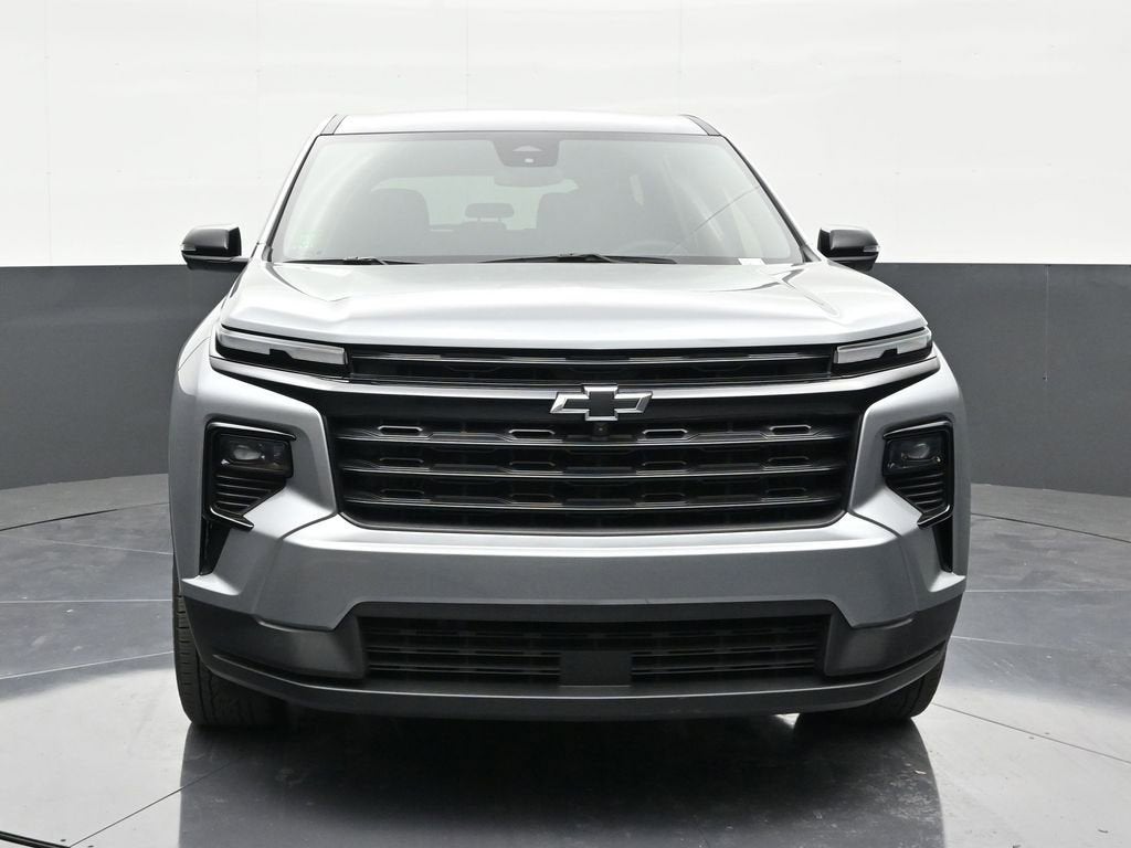 2024 Chevrolet Traverse LS