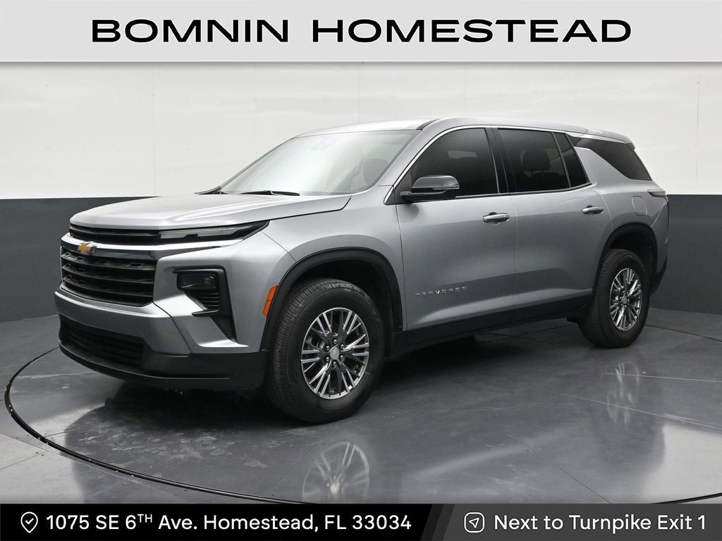 2024 Chevrolet Traverse LS