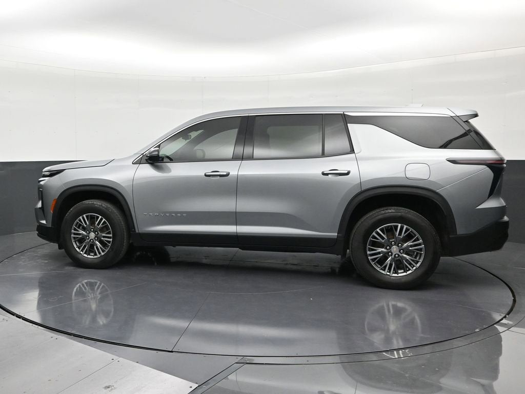 2024 Chevrolet Traverse LS