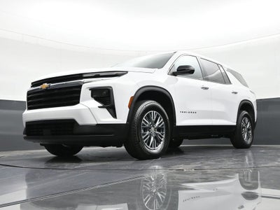 2024 Chevrolet Traverse LS