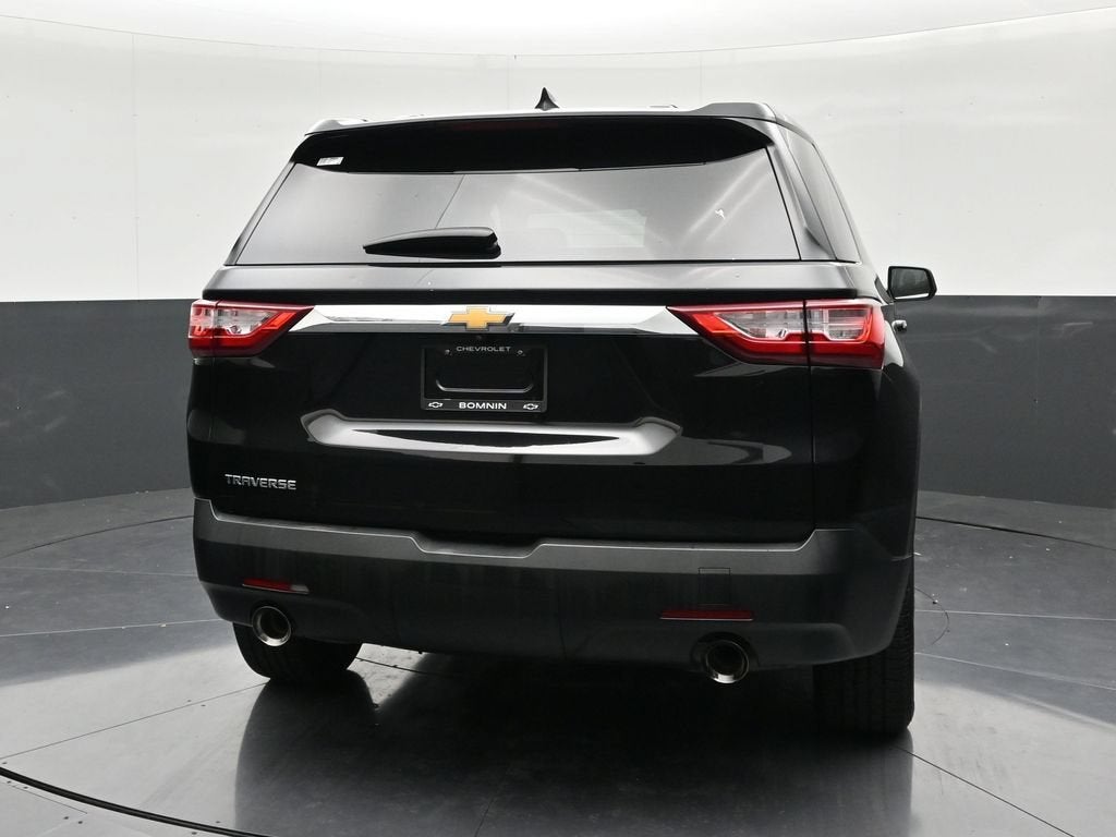 2021 Chevrolet Traverse LS