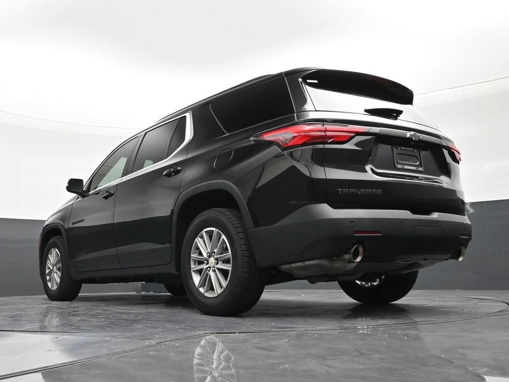 2022 Chevrolet Traverse LT Cloth
