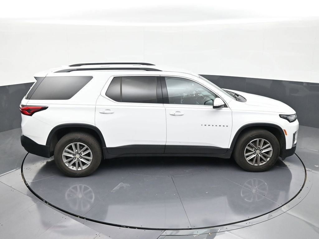 2022 Chevrolet Traverse LT Leather