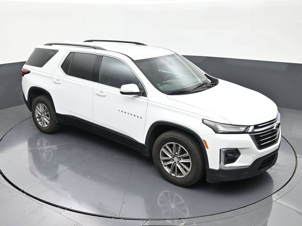 2022 Chevrolet Traverse LT Leather