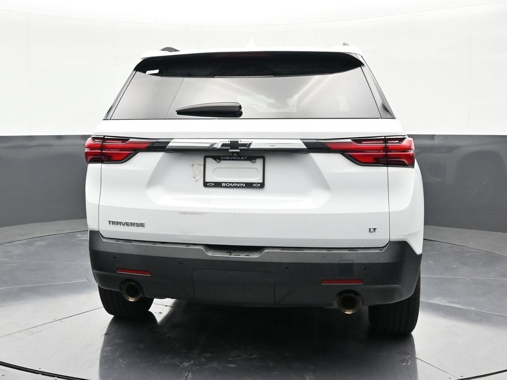 2022 Chevrolet Traverse LT Leather