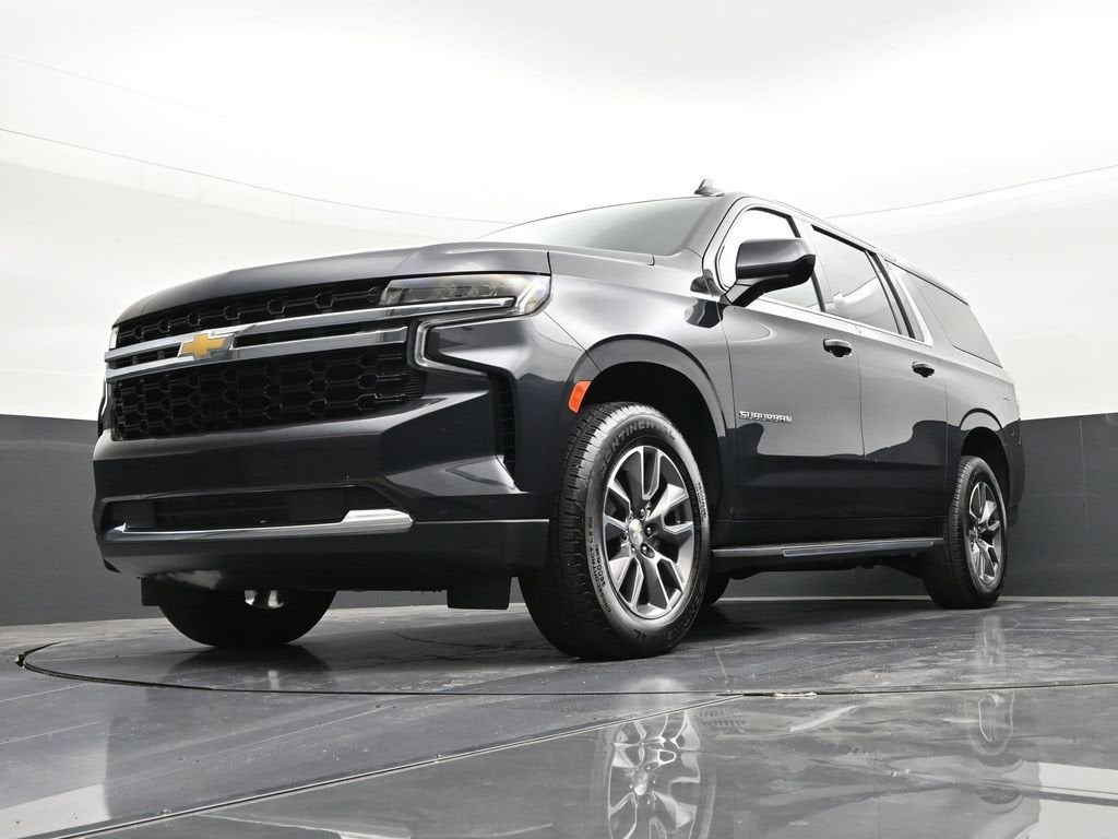 2023 Chevrolet Suburban LS