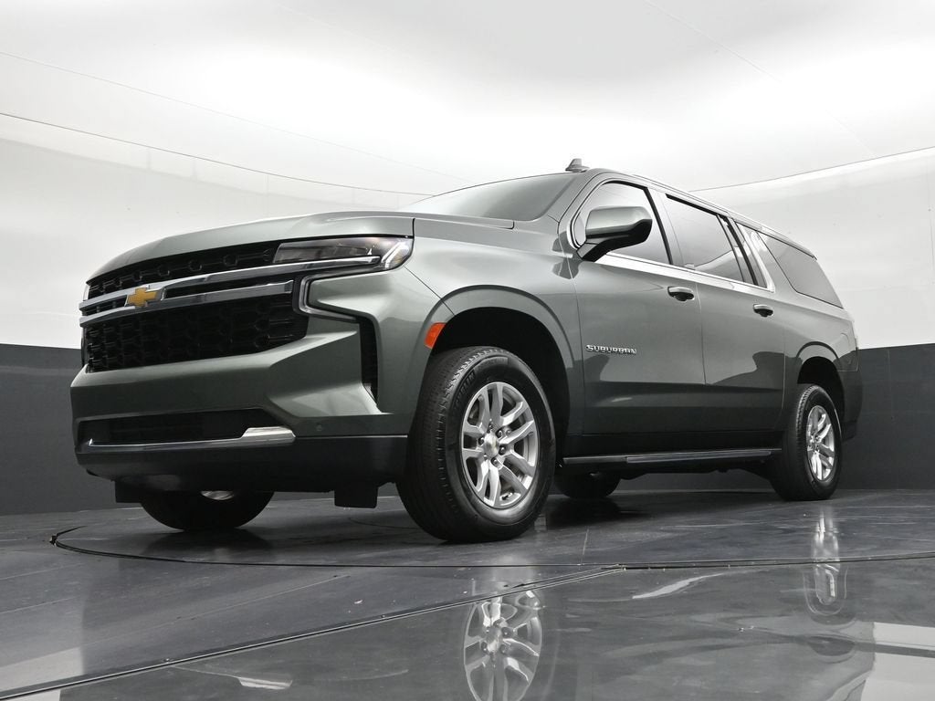 2023 Chevrolet Suburban LS