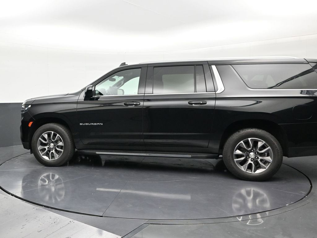 2022 Chevrolet Suburban LS