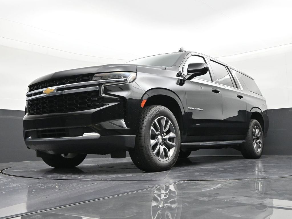 2022 Chevrolet Suburban LS