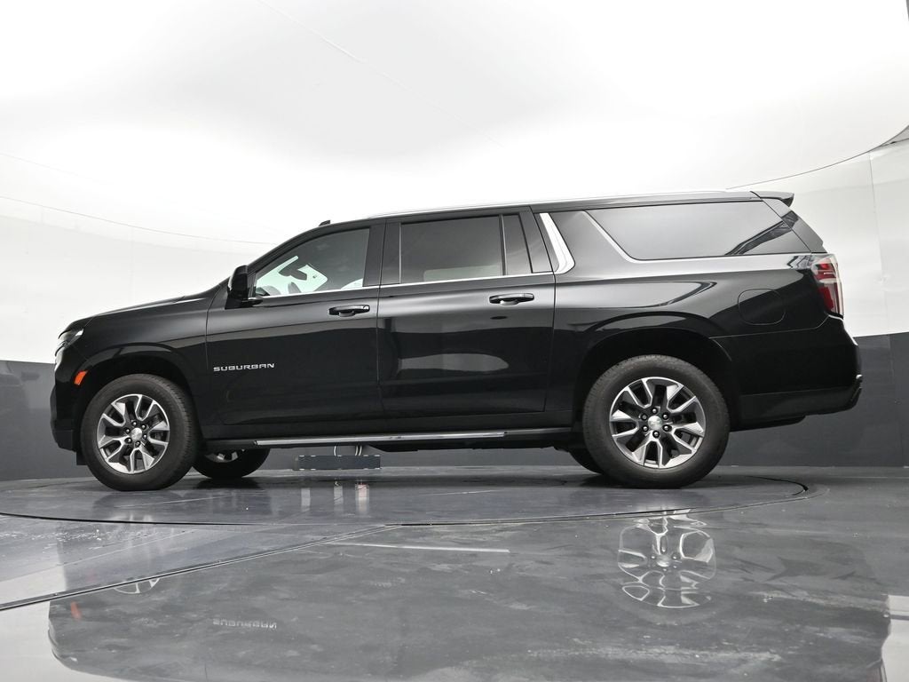 2022 Chevrolet Suburban LS