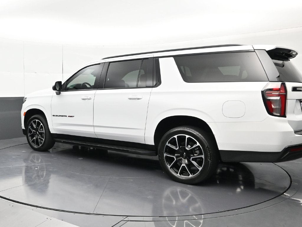 2024 Chevrolet Suburban RST