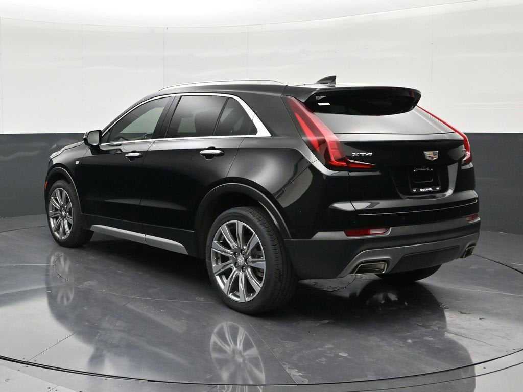 2023 Cadillac XT4 Premium Luxury
