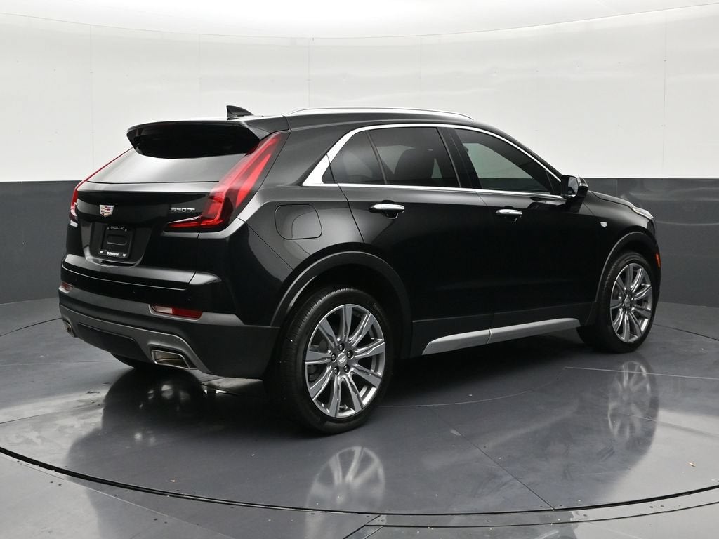 2023 Cadillac XT4 FWD Premium Luxury