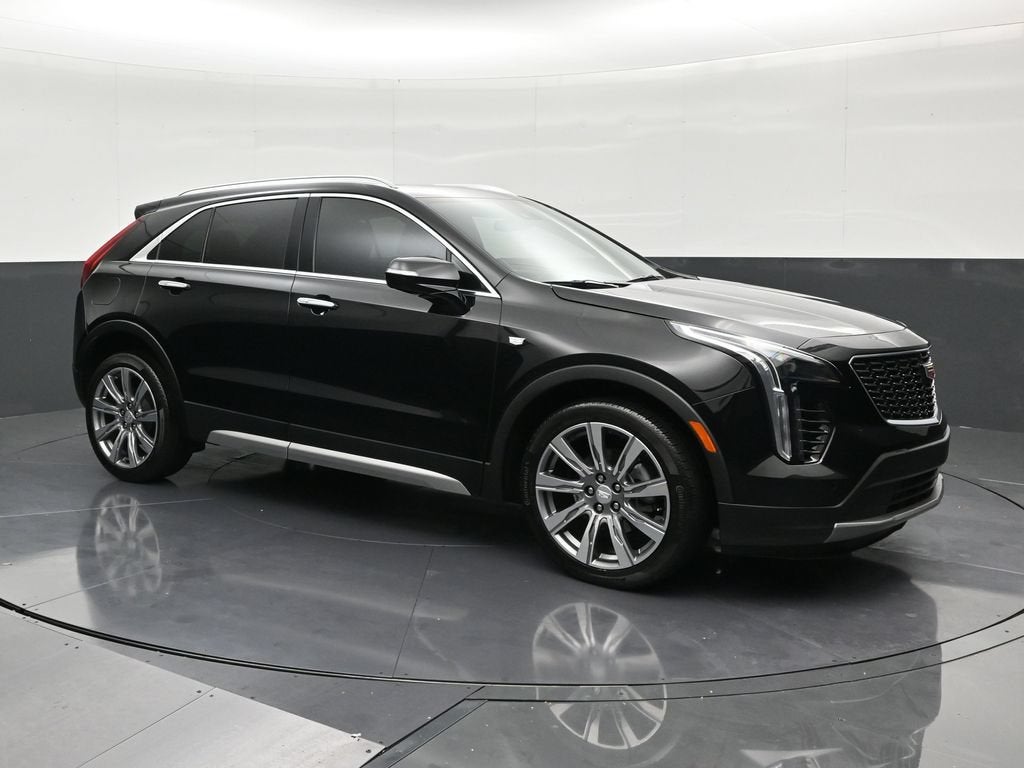 2023 Cadillac XT4 FWD Premium Luxury