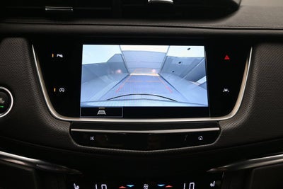 2024 Cadillac XT6 Luxury