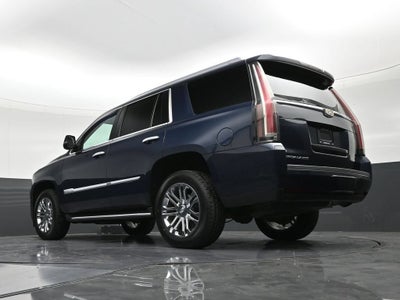 2020 Cadillac Escalade 2WD Standard