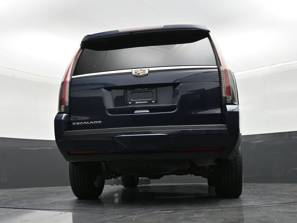 2020 Cadillac Escalade 2WD Standard
