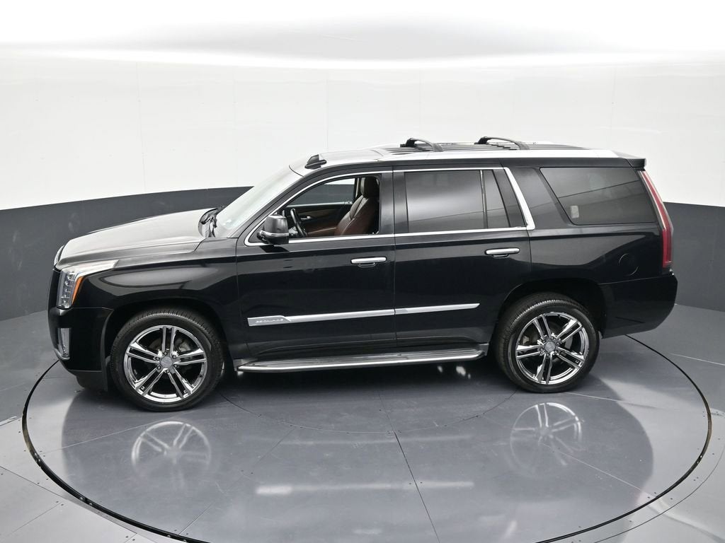 2016 Cadillac Escalade Luxury Collection