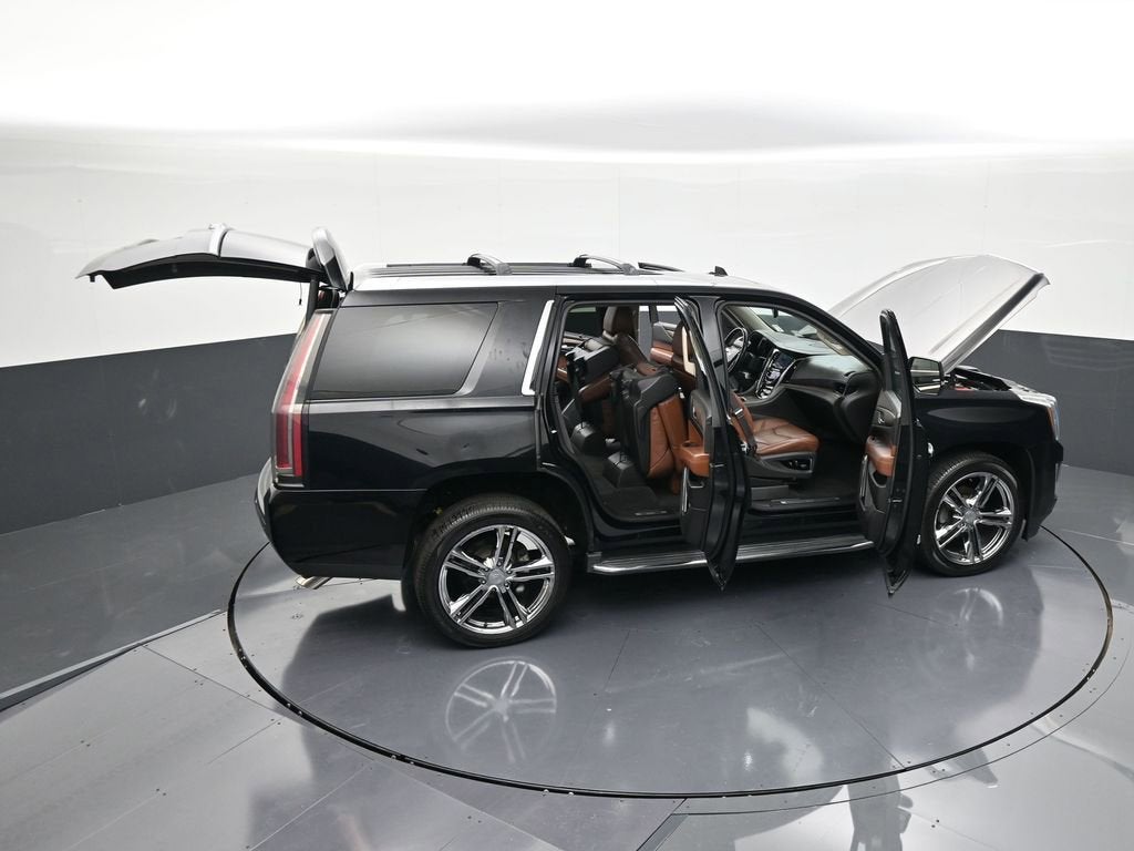 2016 Cadillac Escalade Luxury Collection