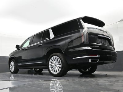 2025 Cadillac Escalade ESV Luxury
