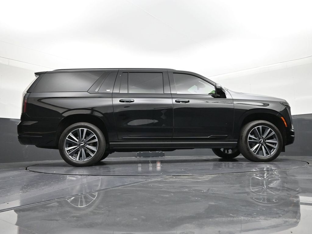 2025 Cadillac Escalade ESV Sport