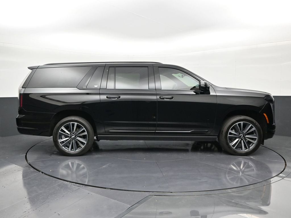 2025 Cadillac Escalade ESV Sport