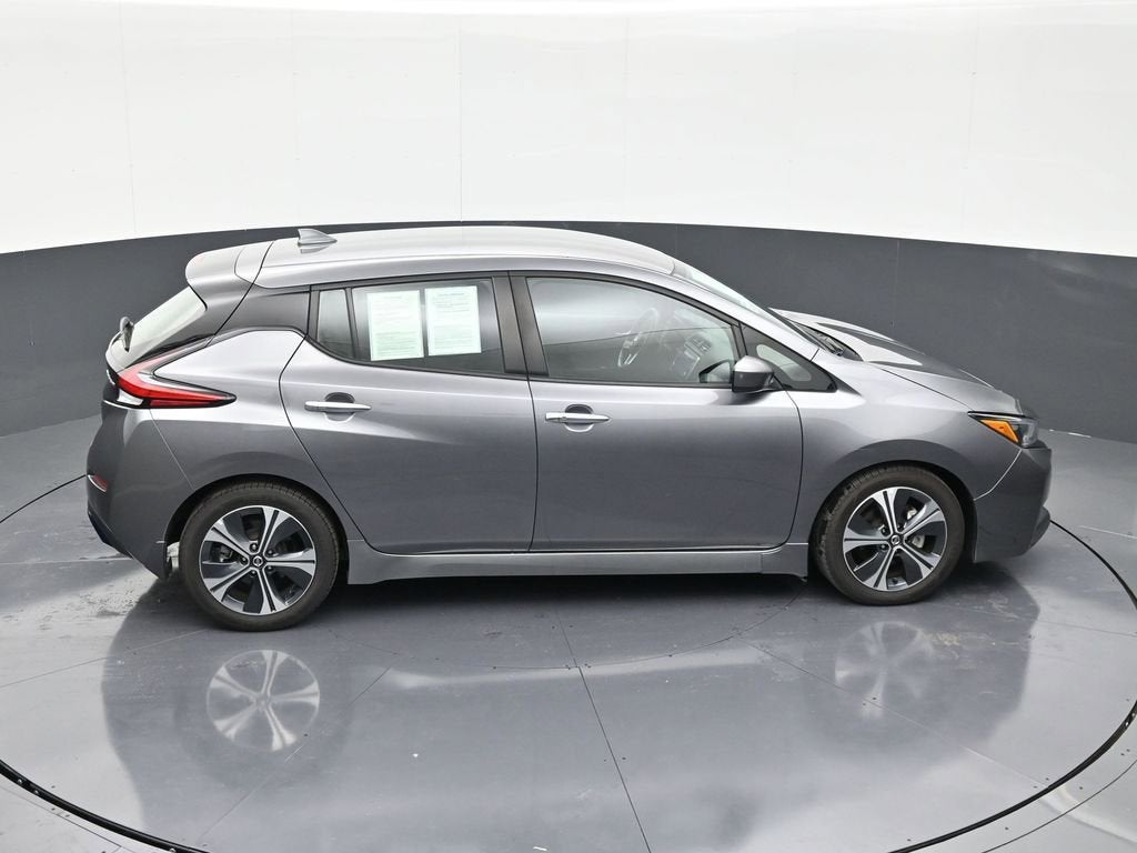2022 Nissan LEAF SV