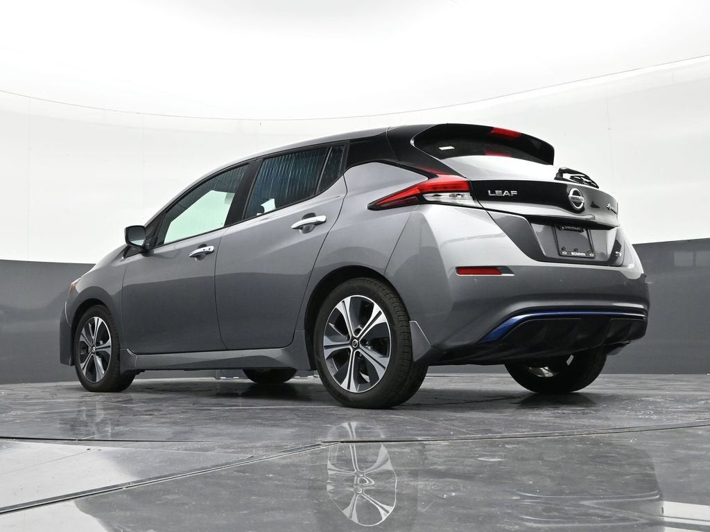 2022 Nissan LEAF SV