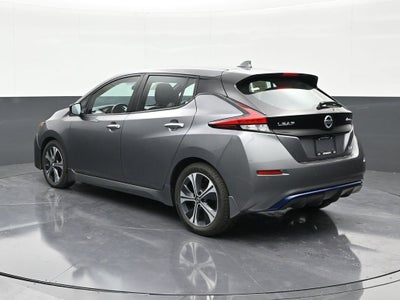 2022 Nissan LEAF SV