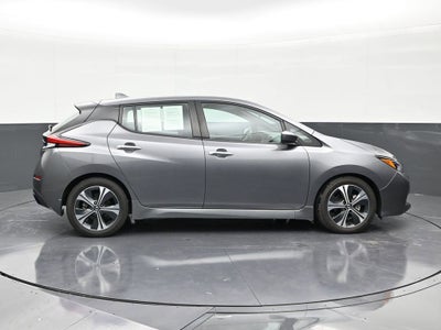 2022 Nissan LEAF SV