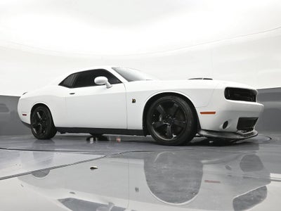 2016 Dodge Challenger 392 Hemi Scat Pack Shaker