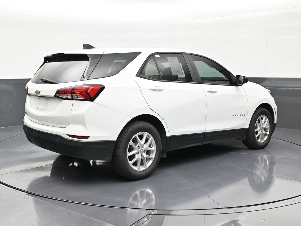 2022 Chevrolet Equinox LS