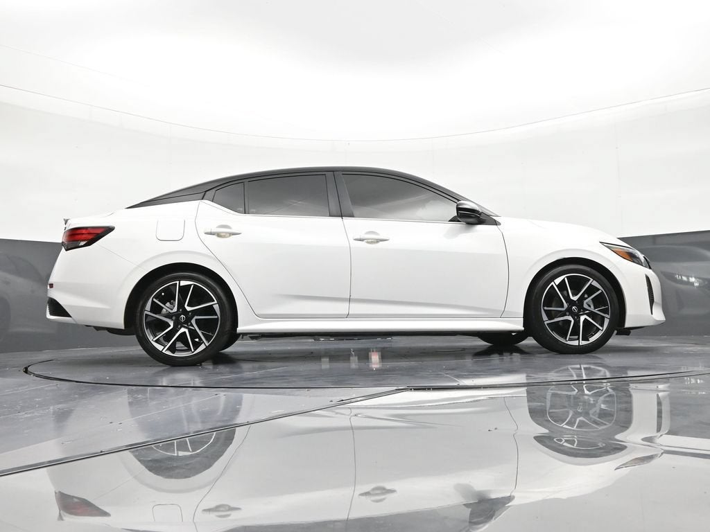 2024 Nissan Sentra SR Xtronic CVT