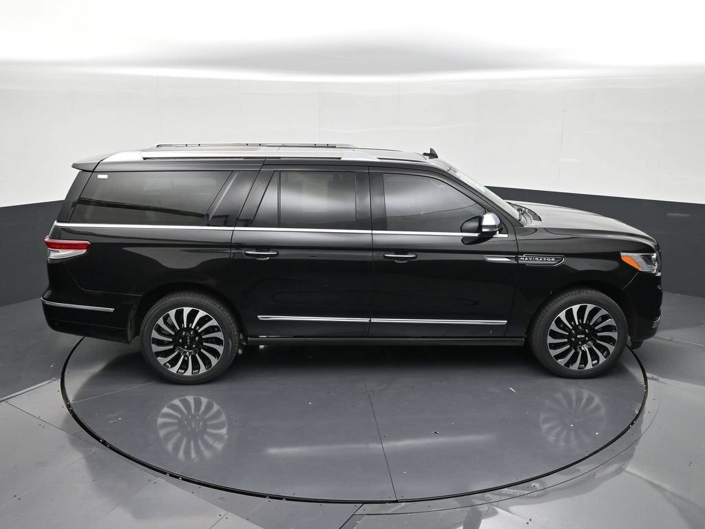 2024 Lincoln Navigator Black Label L