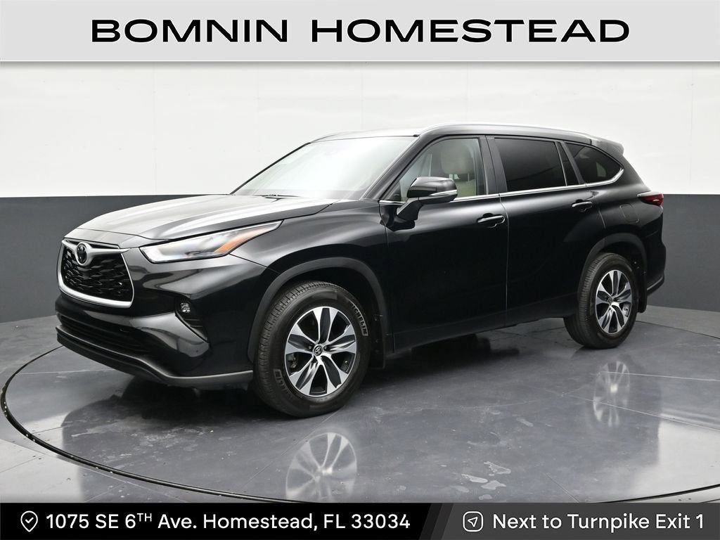 2025 Toyota Highlander LE