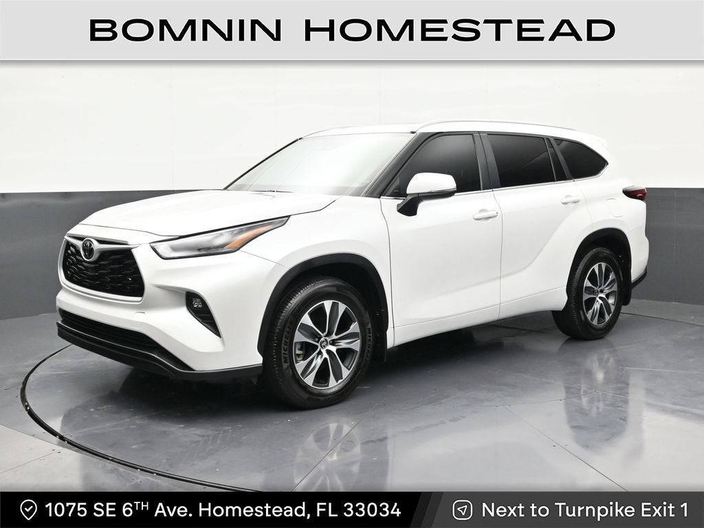 2025 Toyota Highlander XLE