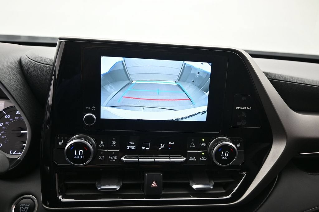 2025 Toyota Highlander XLE