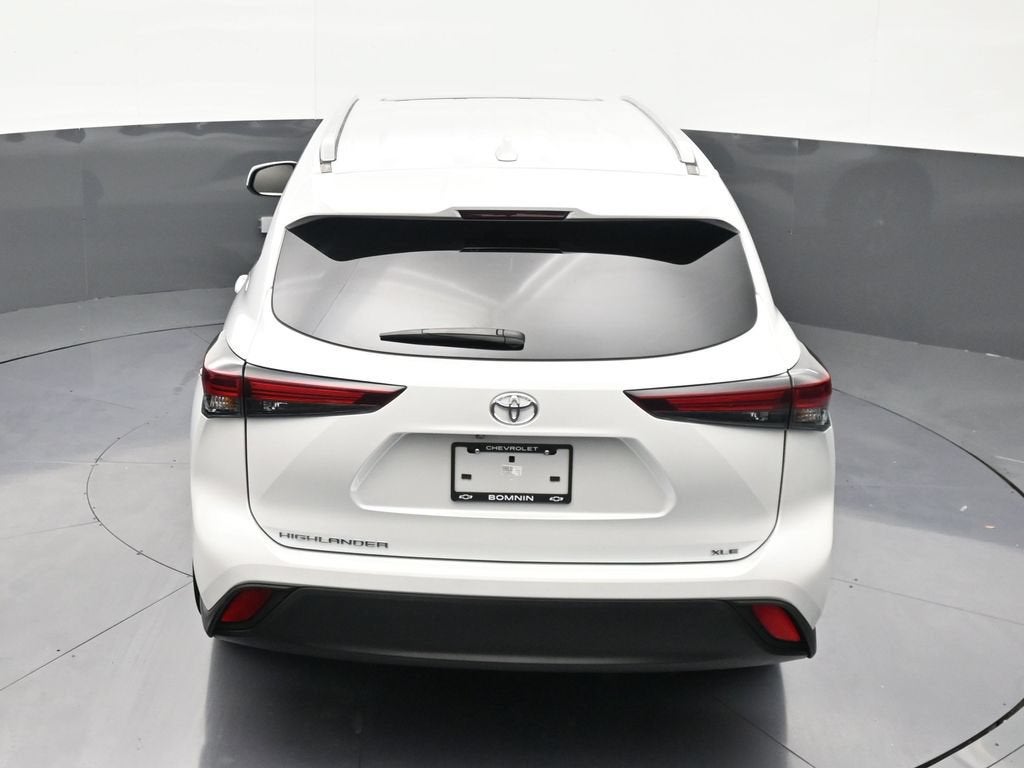 2025 Toyota Highlander XLE