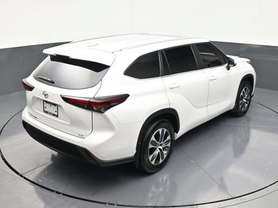 2025 Toyota Highlander XLE